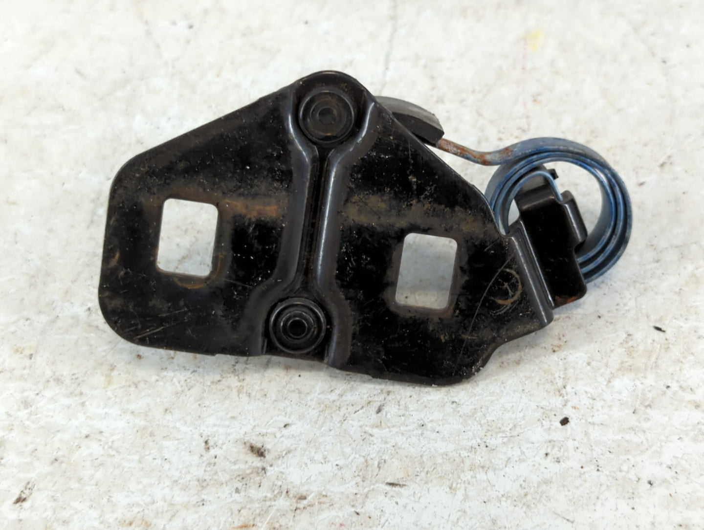 2006 Chrysler 300 Trunk Lid-hinge Passenger Right Side - Oemusedautoparts1.com