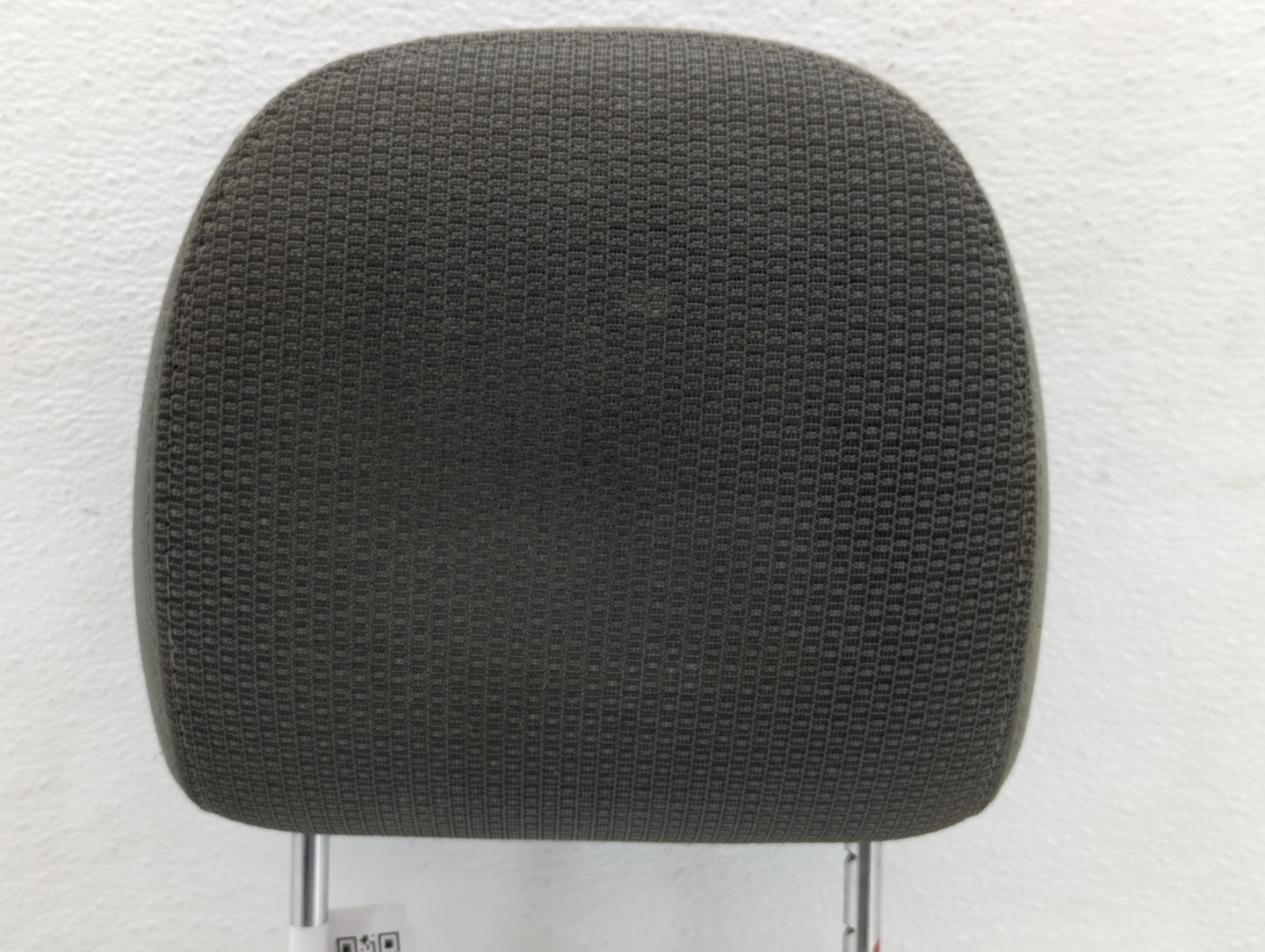 2005-2007 Chrysler 300 Headrest Head Rest Front Driver Passenger Seat Fits Fits 2005 2006 2007 OEM Used Auto Parts - Oemused