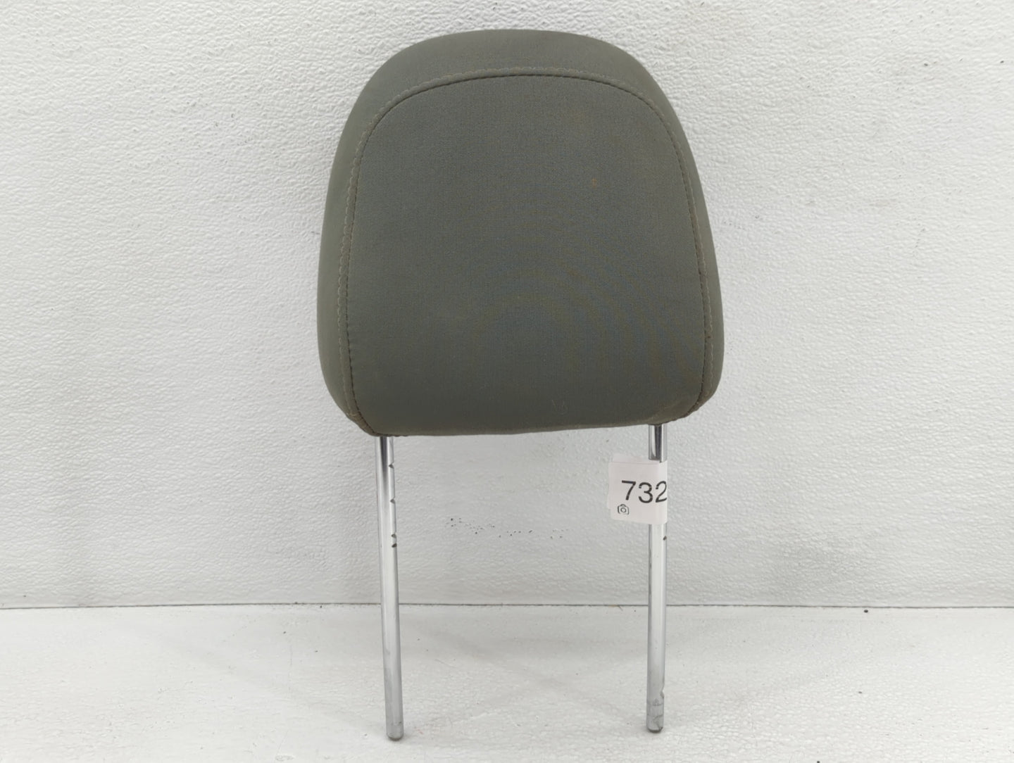 2005-2007 Chrysler 300 Headrest Head Rest Front Driver Passenger Seat Fits Fits 2005 2006 2007 OEM Used Auto Parts - Oemused