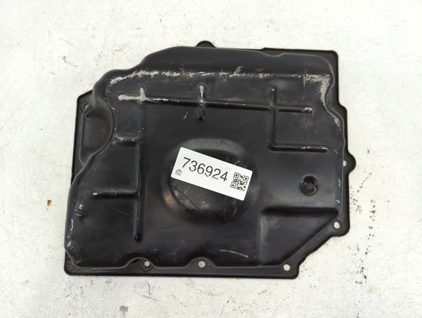 2006-2007 Chrysler 300 Engine Oil Pan Fits Fits 2006 2007 2008 2009 2010 OEM Used Auto Parts - Oemusedautoparts1.com
