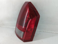 2005-2007 Chrysler 300 Tail Light Assembly Passenger Right OEM P/N:58622-E Fits Fits 2005 2006 2007 OEM Used Auto Parts - Oe