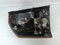 2005-2007 Chrysler 300 Tail Light Assembly Passenger Right OEM P/N:58622-E Fits Fits 2005 2006 2007 OEM Used Auto Parts - Oe