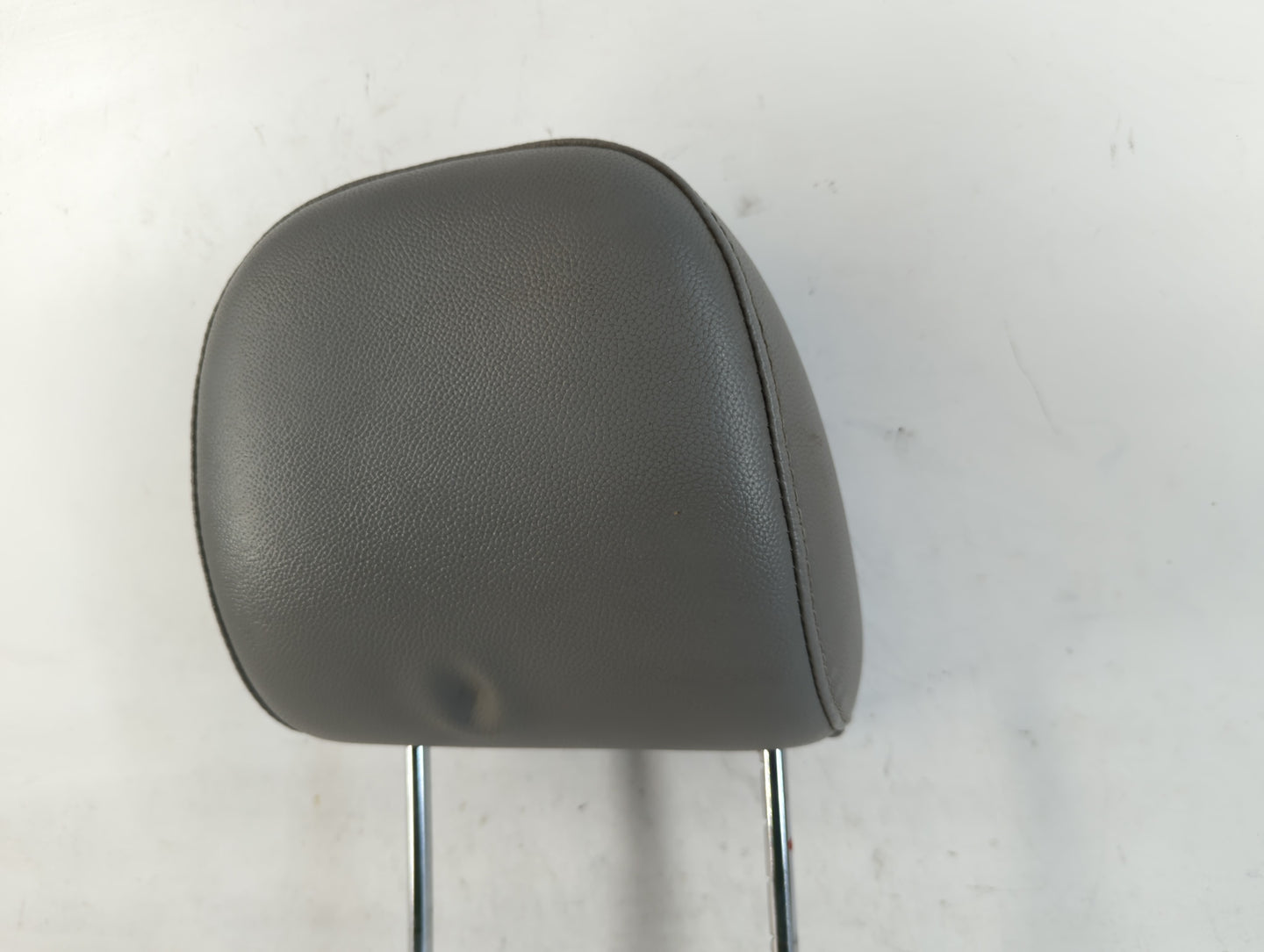 2005-2007 Chrysler 300 Headrest Head Rest Front Driver Passenger Seat Fits Fits 2005 2006 2007 OEM Used Auto Parts - Oemused