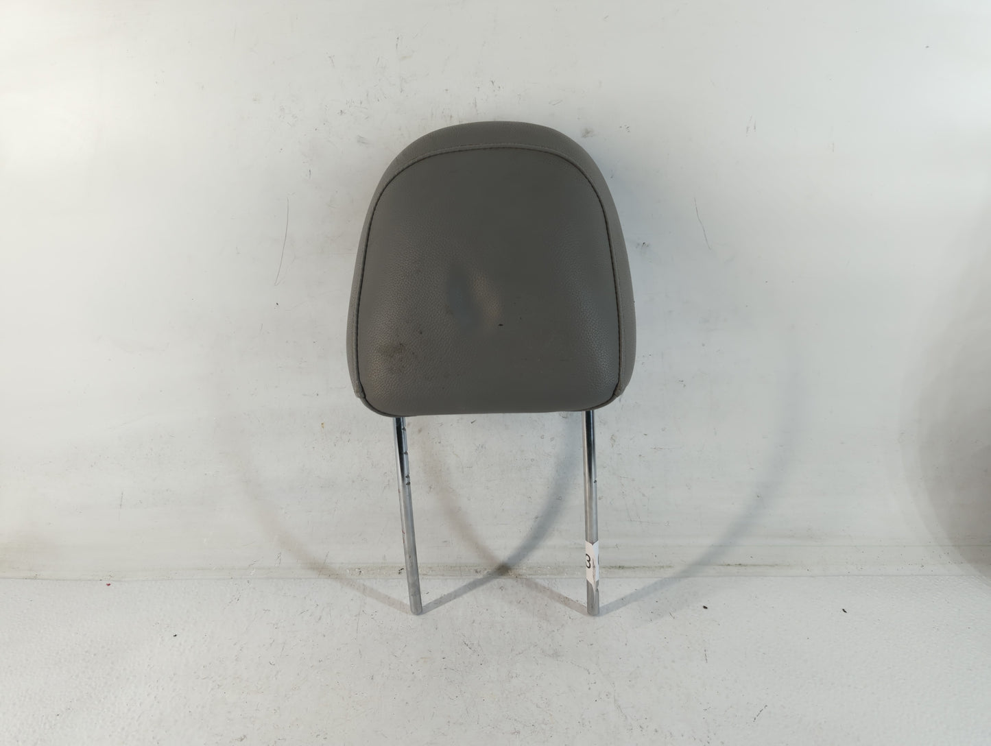 2005-2007 Chrysler 300 Headrest Head Rest Front Driver Passenger Seat Fits Fits 2005 2006 2007 OEM Used Auto Parts - Oemused
