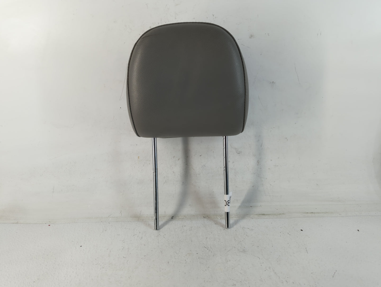 2005-2007 Chrysler 300 Headrest Head Rest Front Driver Passenger Seat Fits Fits 2005 2006 2007 OEM Used Auto Parts - Oemused
