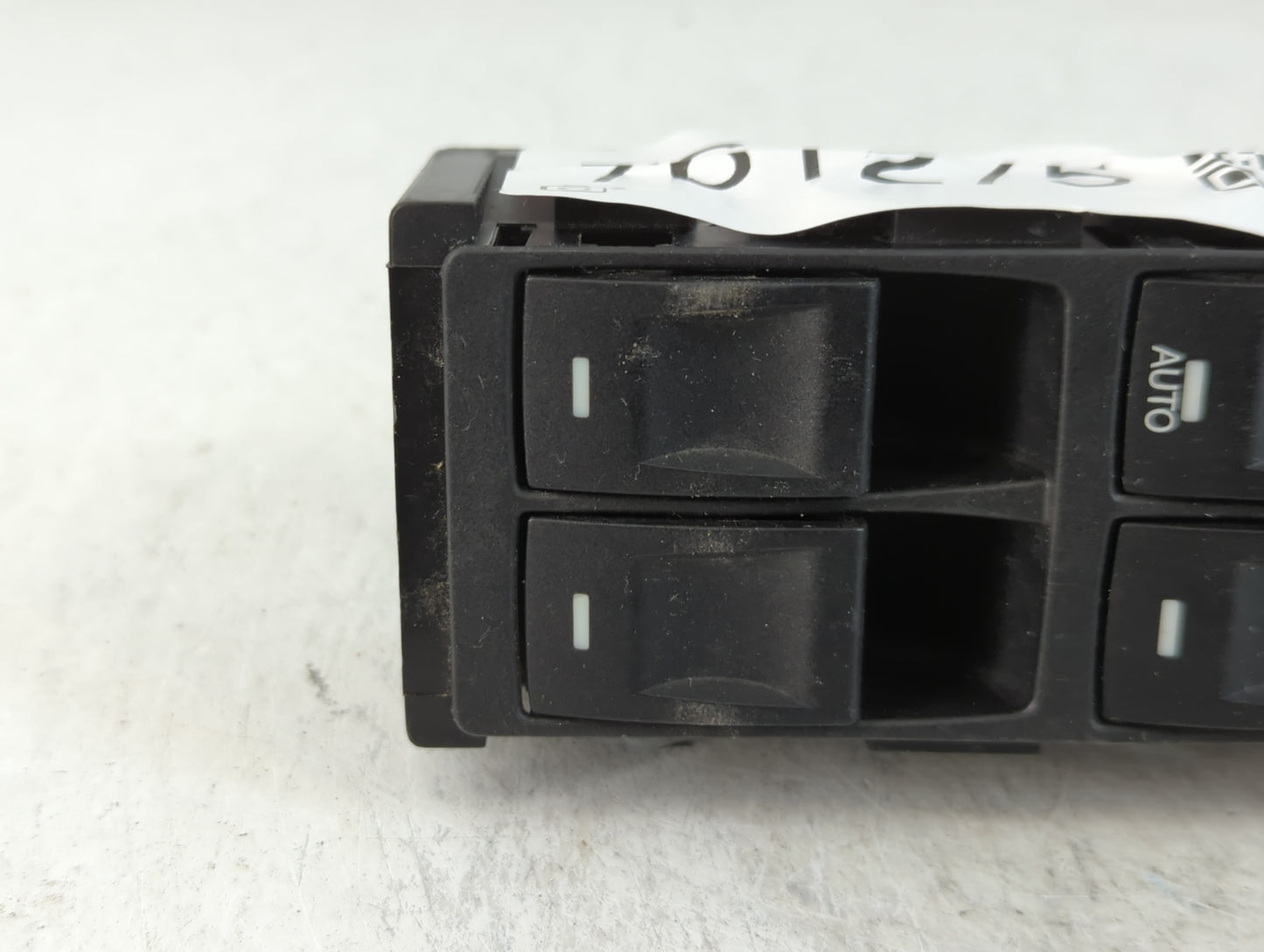 2006 Chrysler 300 Master Power Window Switch Replacement Driver Side Left P/N:04602735AA Fits OEM Used Auto Parts - Oemuseda