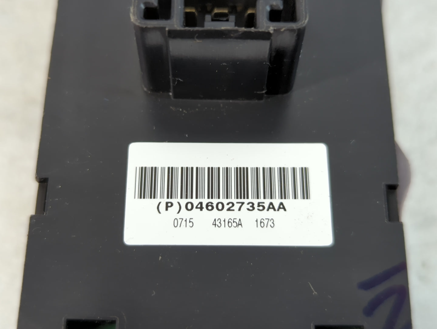 2006 Chrysler 300 Master Power Window Switch Replacement Driver Side Left P/N:04602735AA Fits OEM Used Auto Parts - Oemuseda