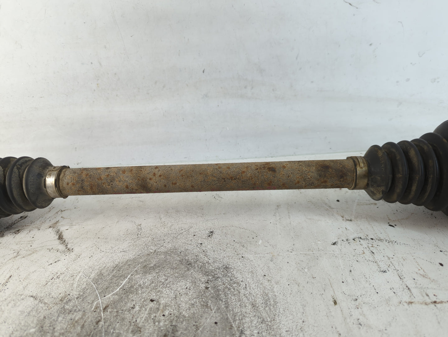 2005-2008 Chrysler 300 Axle Shaft Front Driver Cv C/v - Oemusedautoparts1.com