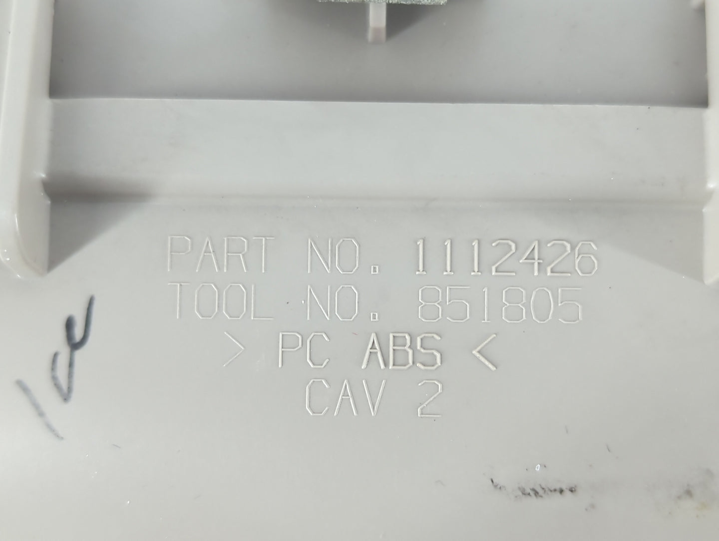 2005-2007 Chrysler 300 Overhead Roof Console Interior Dome Light - Oemusedautoparts1.com
