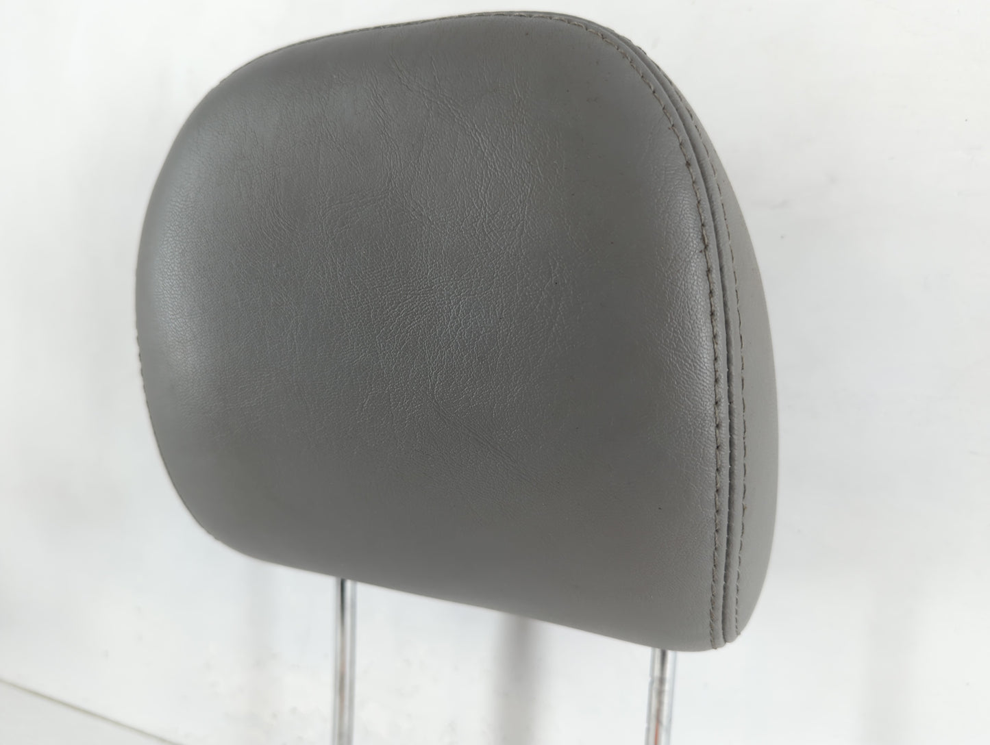 2006 Chrysler 300 Headrest Head Rest Front Driver Passenger Seat Fits OEM Used Auto Parts - Oemusedautoparts1.com