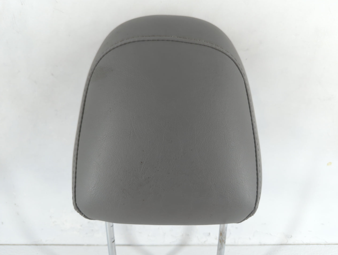 2006 Chrysler 300 Headrest Head Rest Front Driver Passenger Seat Fits OEM Used Auto Parts - Oemusedautoparts1.com