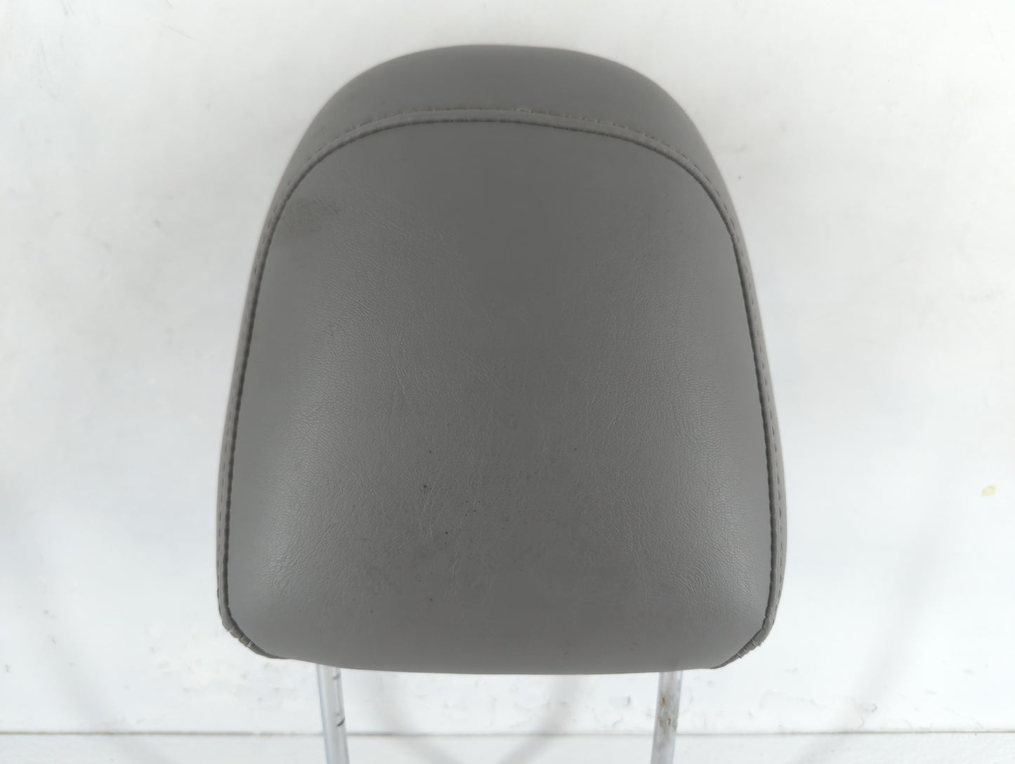 2006 Chrysler 300 Headrest Head Rest Front Driver Passenger Seat Fits OEM Used Auto Parts - Oemusedautoparts1.com