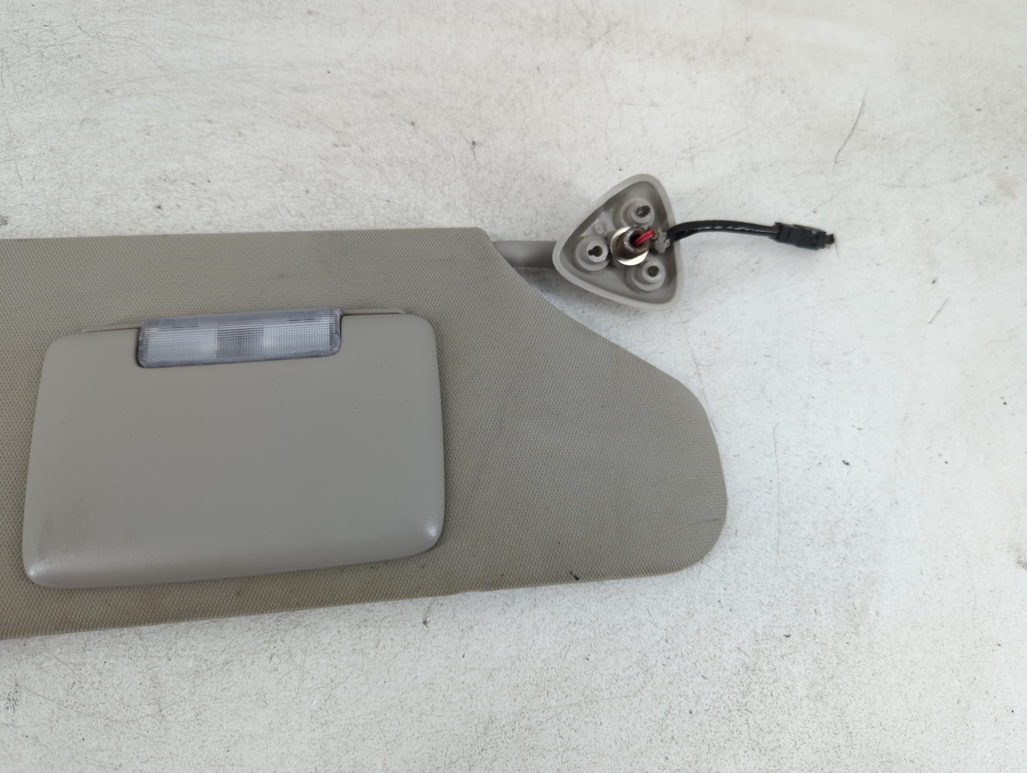 2005-2007 Chrysler 300 Sun Visor Shade Replacement Passenger Right Mirror Fits Fits 2005 2006 2007 OEM Used Auto Parts - Oem