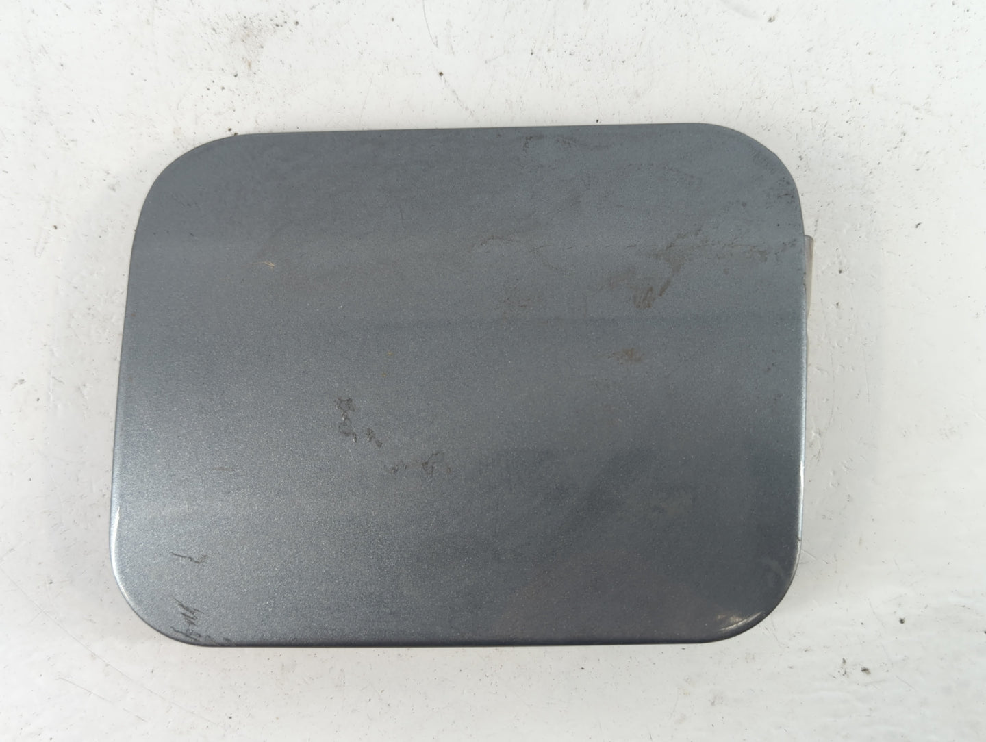 2006 Chrysler 300 Fuel Tank Door Lid Gas Tank Black - Oemusedautoparts1.com