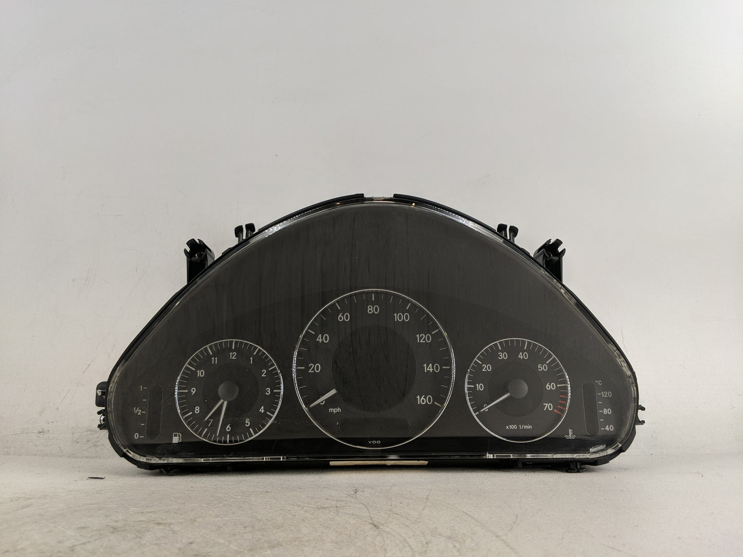 2006 Chrysler E Class Instrument Cluster Speedometer Gauges P/N:A 211 540 21 48 Fits OEM Used Auto Parts - Oemusedautoparts1