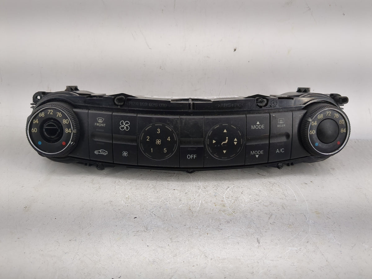 2006 Chrysler E Class Climate Control Module Temperature AC/Heater Replacement P/N:211 830 1885 Fits OEM Used Auto Parts - O