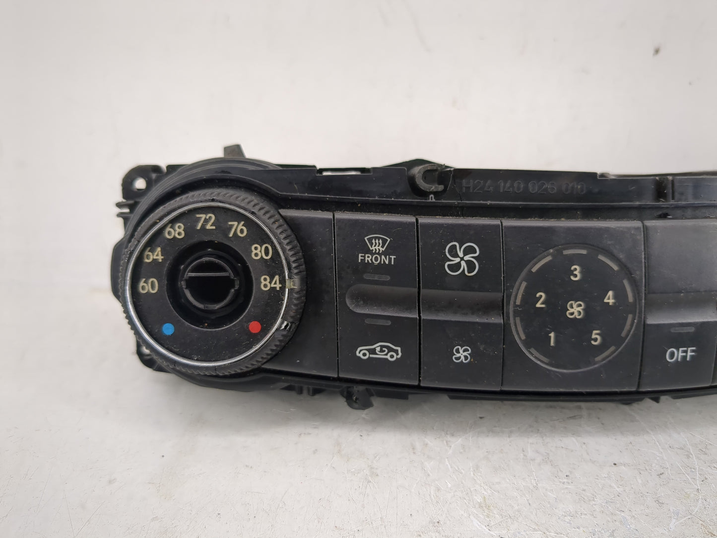 2006 Chrysler E Class Climate Control Module Temperature AC/Heater Replacement P/N:211 830 1885 Fits OEM Used Auto Parts - O