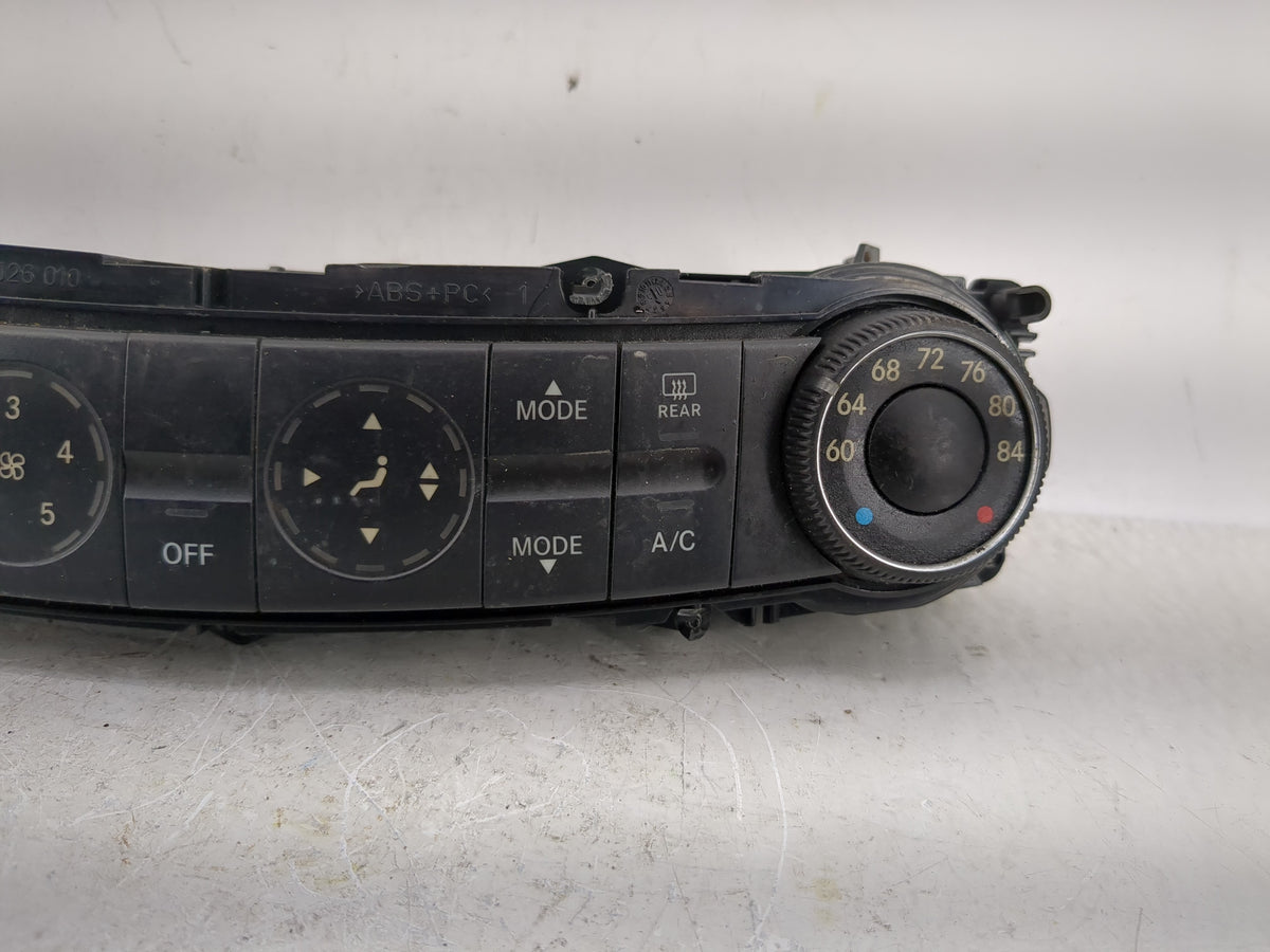 2006 Chrysler E Class Climate Control Module Temperature AC/Heater Replacement P/N:211 830 1885 Fits OEM Used Auto Parts - O