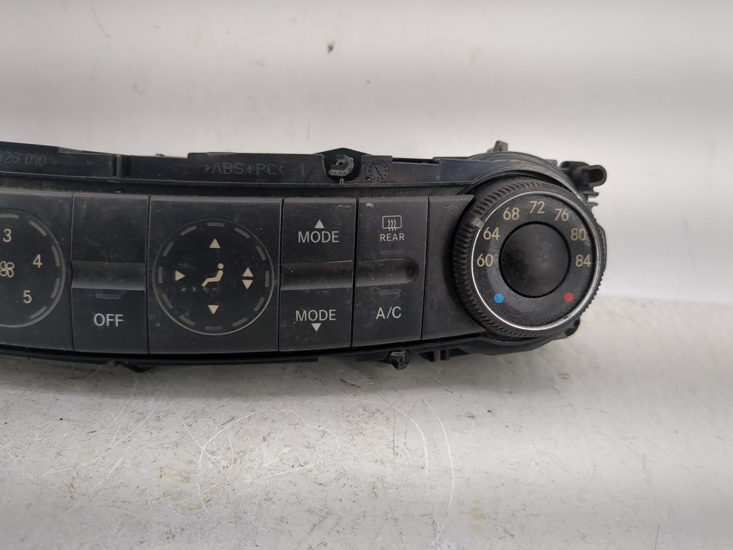 2006 Chrysler E Class Climate Control Module Temperature AC/Heater Replacement P/N:211 830 1885 Fits OEM Used Auto Parts - O