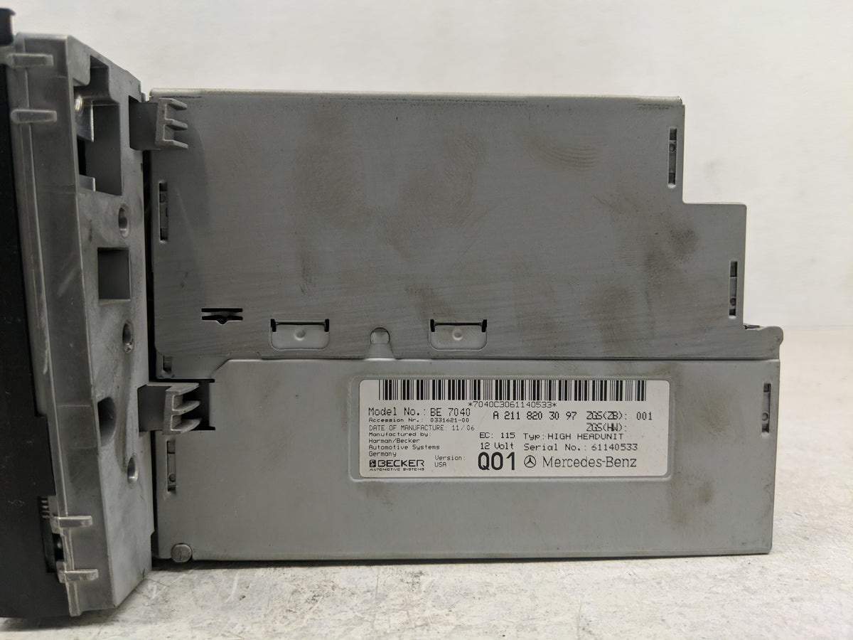 2006 Chrysler E Class Radio AM FM Cd Player Receiver Replacement P/N:211 820 30 97 Fits Fits 2005 2007 2008 OEM Used Auto Pa