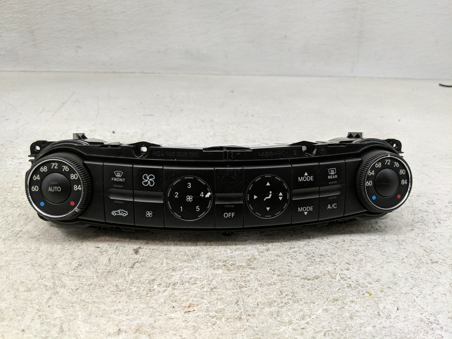 2006 Chrysler E Class Climate Control Module Temperature AC/Heater Replacement P/N:211 830 1885 Fits OEM Used Auto Parts - O