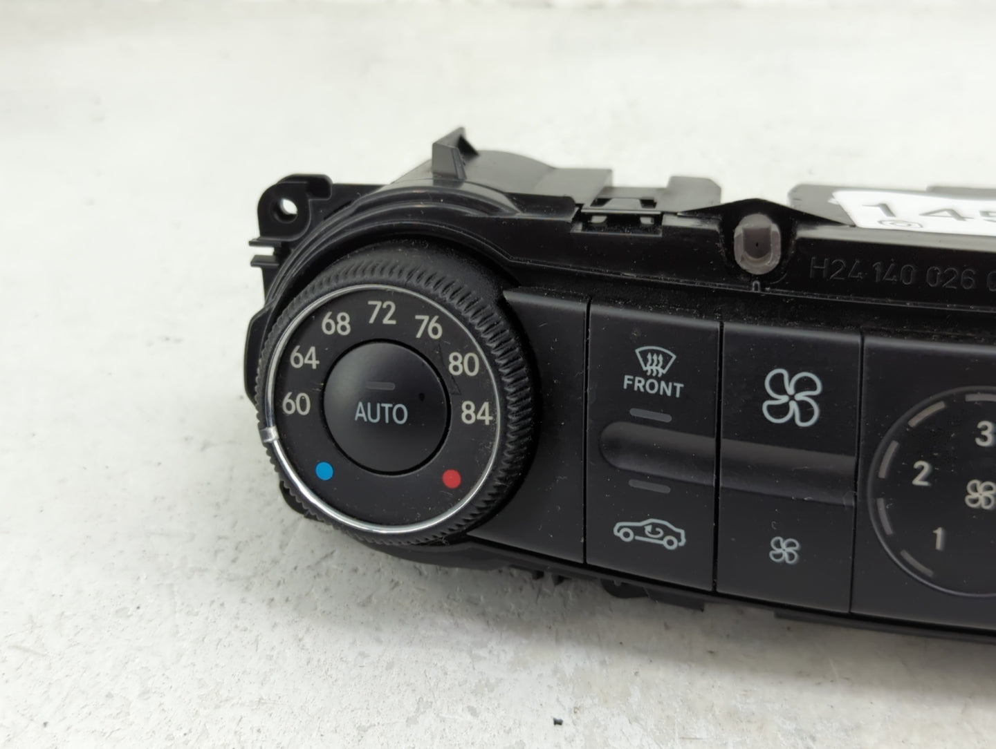2006 Chrysler E Class Climate Control Module Temperature AC/Heater Replacement P/N:211 830 1885 Fits OEM Used Auto Parts - O