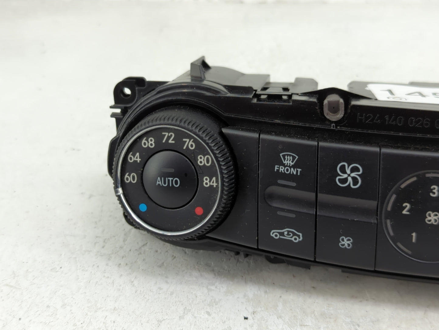 2006 Chrysler E Class Climate Control Module Temperature AC/Heater Replacement P/N:211 830 1885 Fits OEM Used Auto Parts - O
