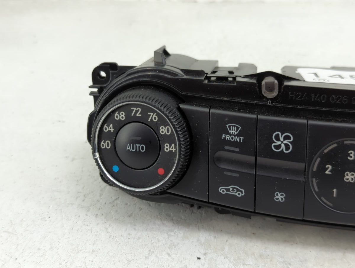 2006 Chrysler E Class Climate Control Module Temperature AC/Heater Replacement P/N:211 830 1885 Fits Fits 2007 OEM Used Auto