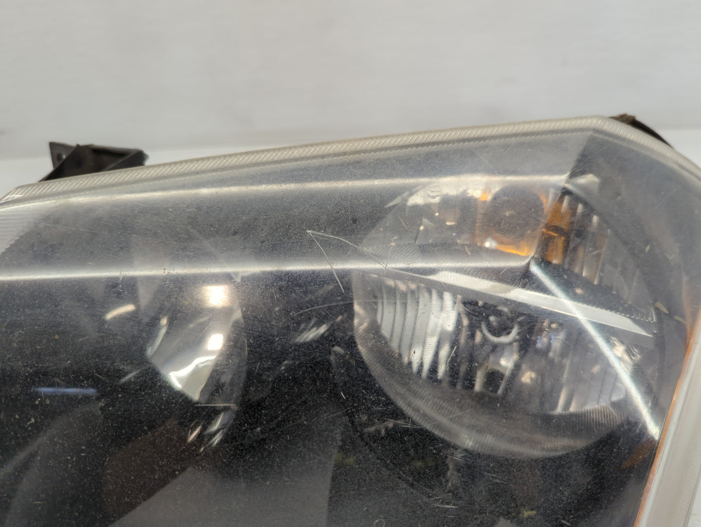 Chrysler Magnum Driver Left Oem Head Light Headlight Lamp - Oemusedautoparts1.com