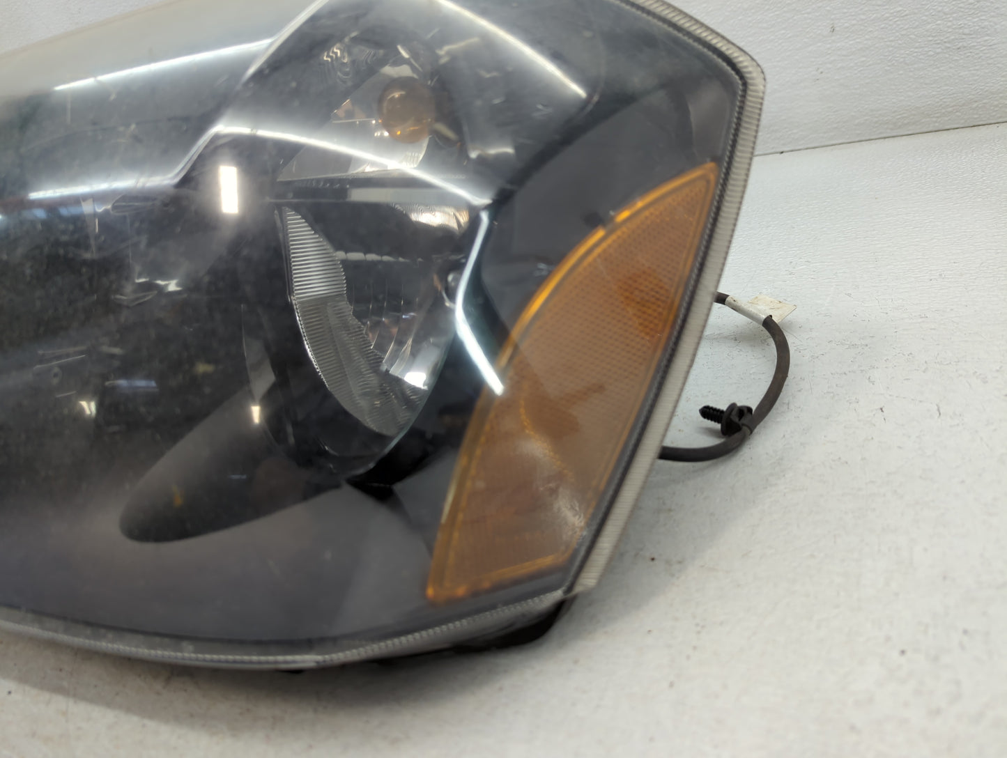 Chrysler Magnum Driver Left Oem Head Light Headlight Lamp - Oemusedautoparts1.com