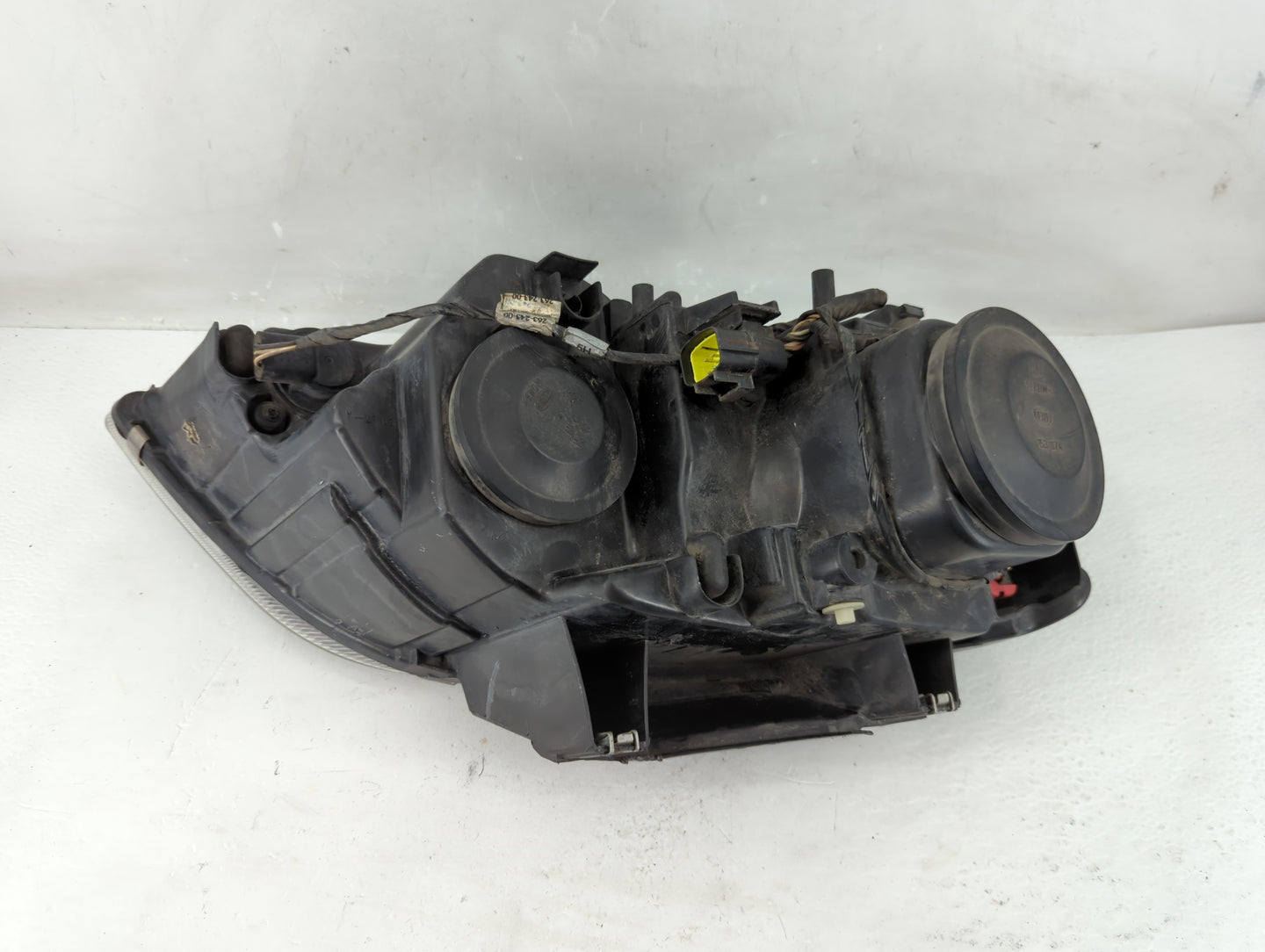 2006 Chrysler Pacifica Tail Light Assembly Driver Left OEM Fits OEM Used Auto Parts - Oemusedautoparts1.com