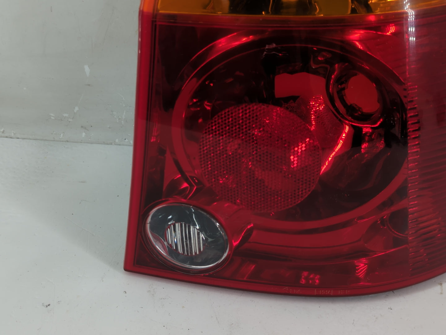 2006 Chrysler Pacifica Tail Light Assembly Passenger Right OEM P/N:04857586AC Fits OEM Used Auto Parts - Oemusedautoparts1.c