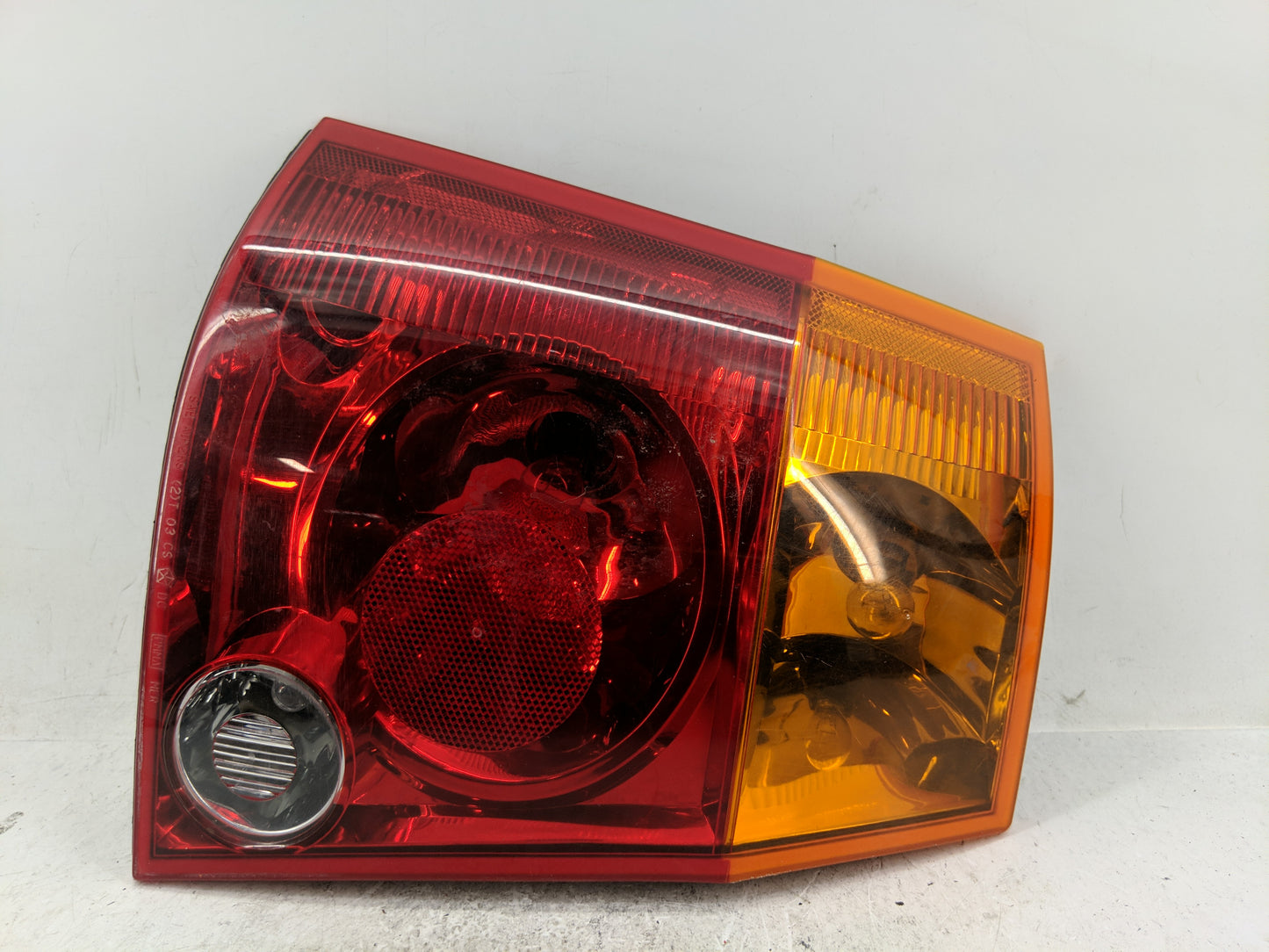 2006 Chrysler Pacifica Tail Light Assembly Driver Left OEM Fits OEM Used Auto Parts - Oemusedautoparts1.com