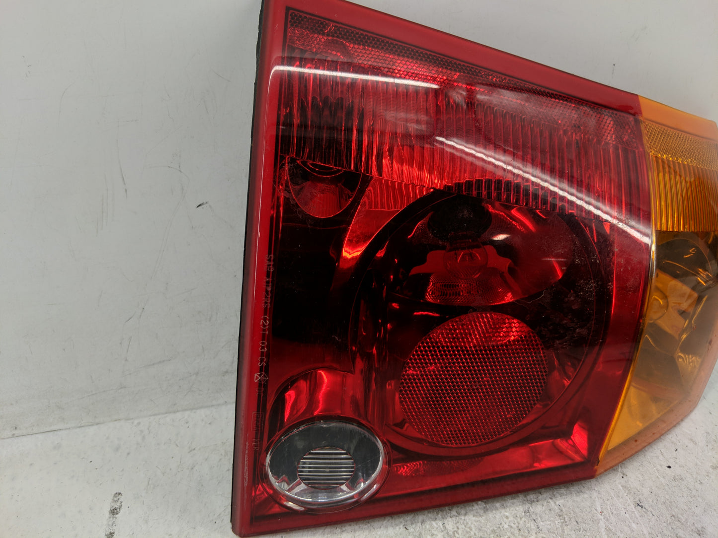 2006 Chrysler Pacifica Tail Light Assembly Driver Left OEM Fits OEM Used Auto Parts - Oemusedautoparts1.com
