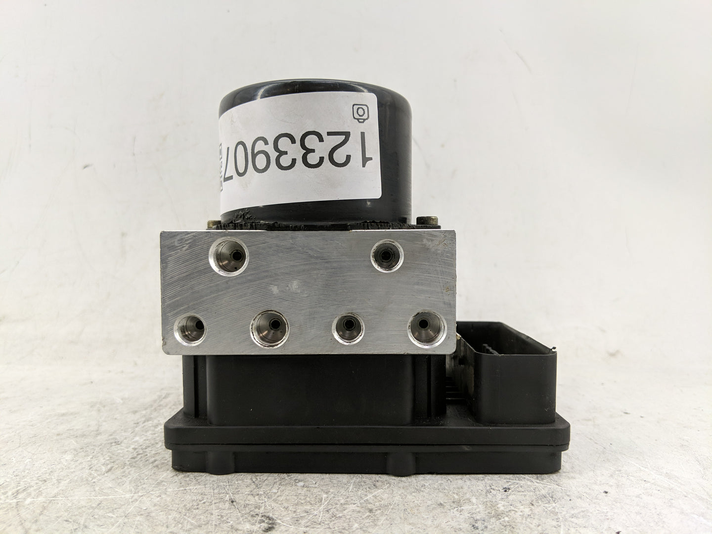 2005-2006 Chrysler Pacifica ABS Pump Control Module Replacement Fits Fits 2005 2006 OEM Used Auto Parts - Oemusedautoparts1.