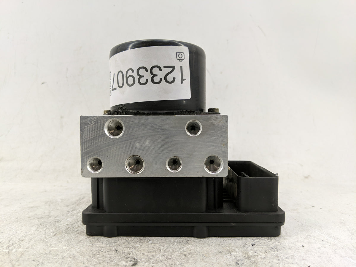 2005-2006 Chrysler Pacifica Anti-Lock Brake ABS Pump Module Actuator OEM Fits Fits 2005 2006 OEM Used Auto Parts - Oemusedau