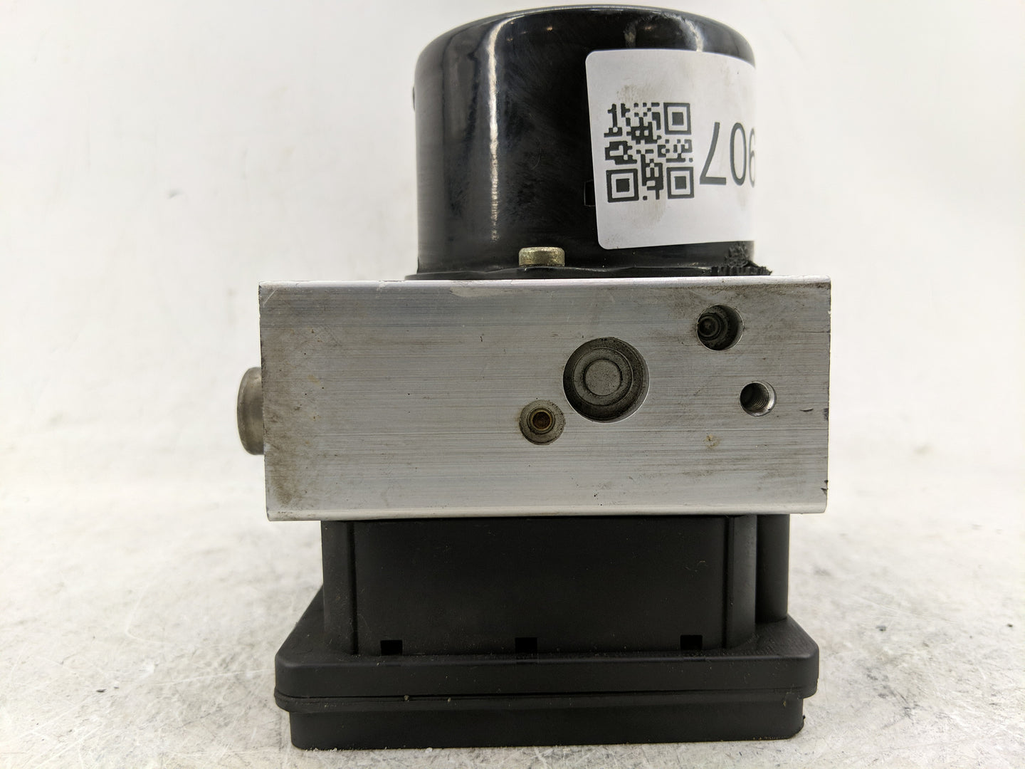 2005-2006 Chrysler Pacifica ABS Pump Control Module Replacement Fits Fits 2005 2006 OEM Used Auto Parts - Oemusedautoparts1.