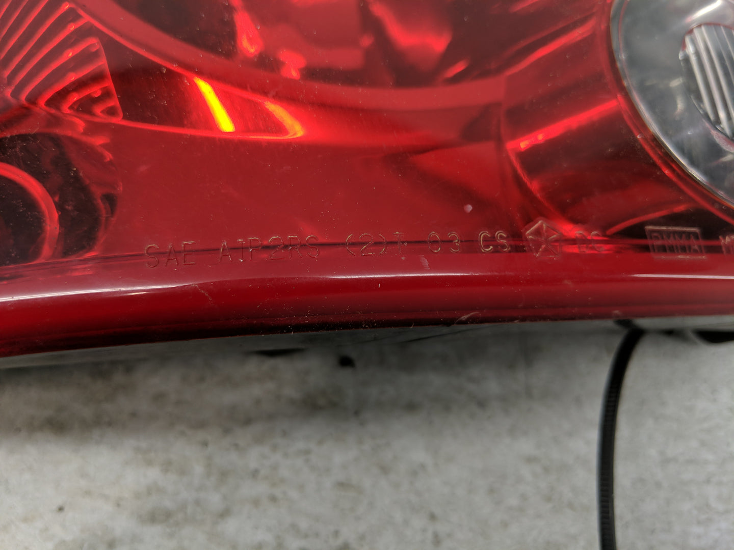 2006 Chrysler Pacifica Tail Light Assembly Driver Left OEM Fits OEM Used Auto Parts - Oemusedautoparts1.com