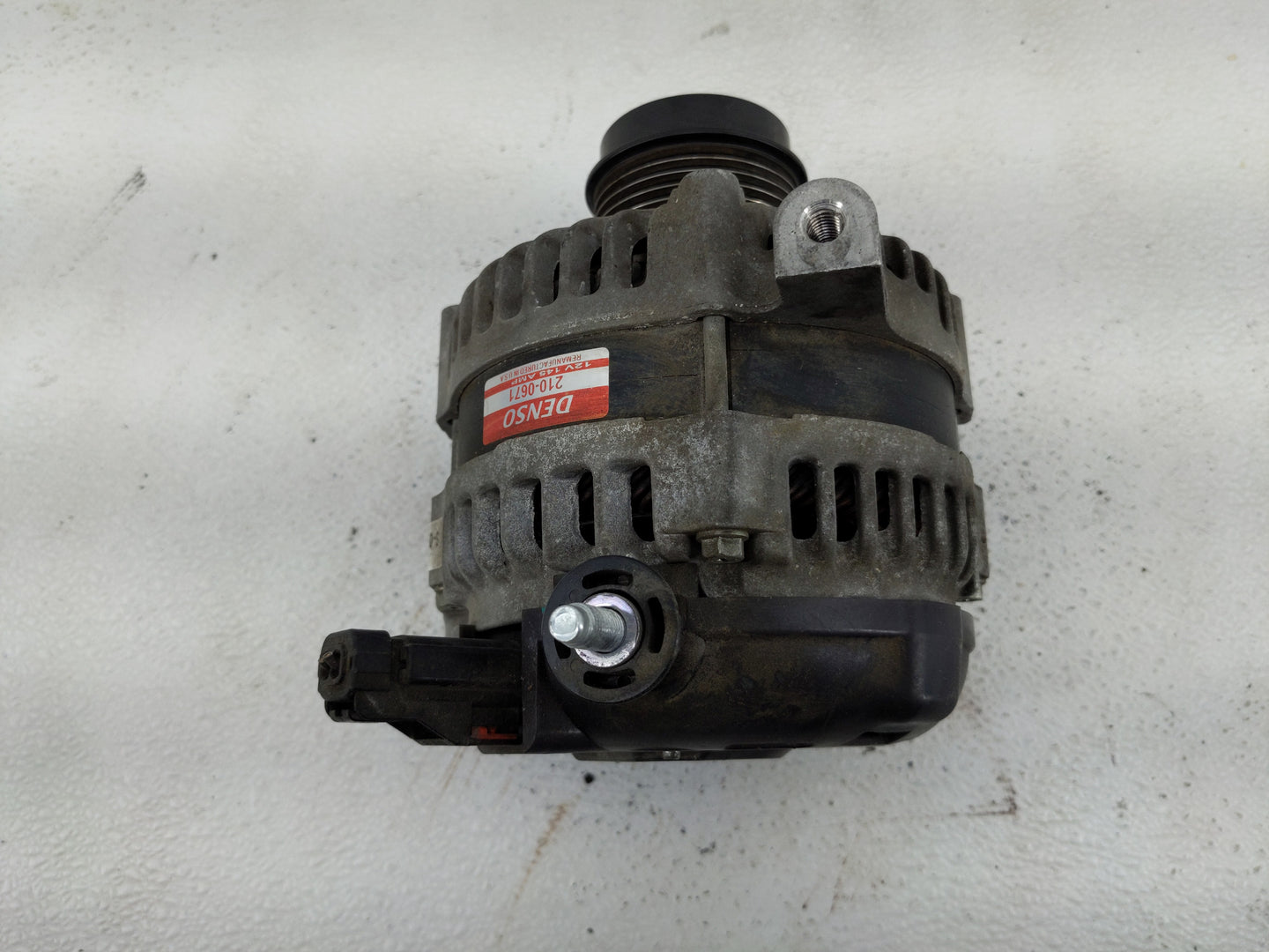 2004-2006 Chrysler Pacifica Alternator Replacement Generator Charging Assembly Engine OEM P/N:210-0671 Fits Fits 2004 2005 2