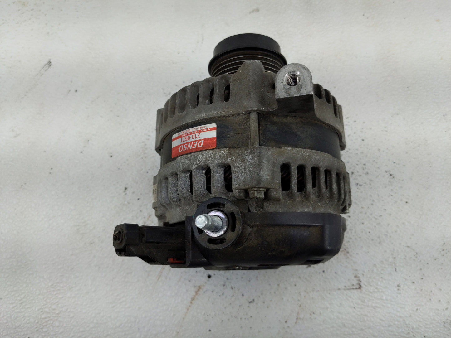 2004-2006 Chrysler Pacifica Alternator Replacement Generator Charging Assembly Engine OEM P/N:210-0671 Fits Fits 2004 2005 2