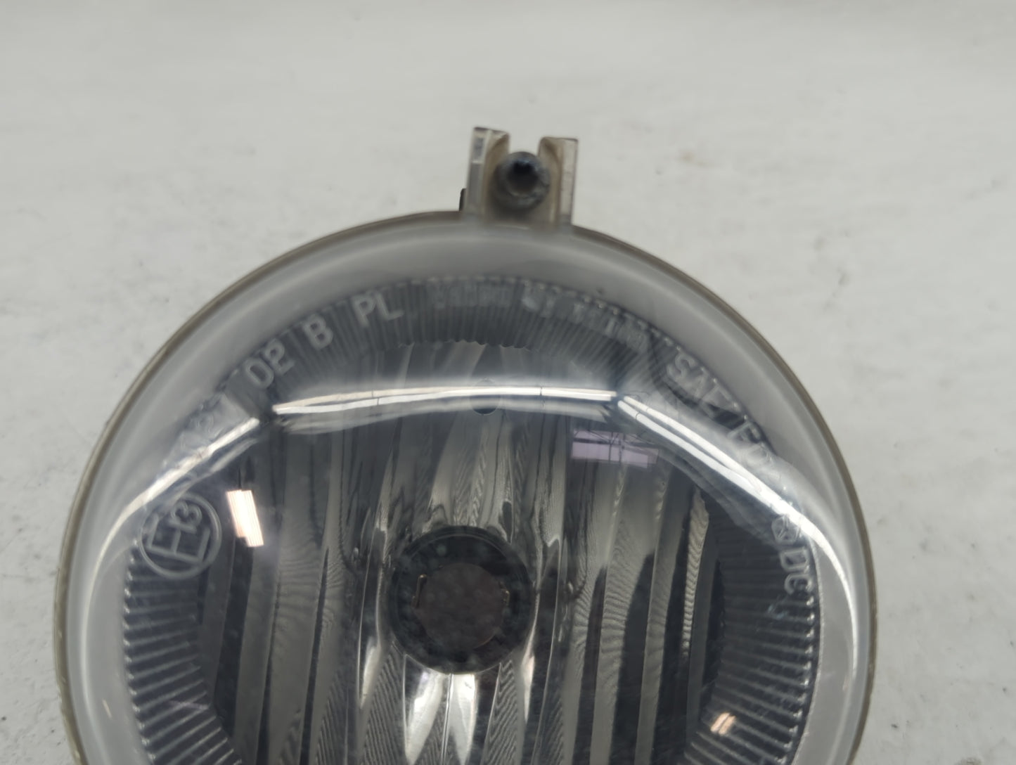 2005-2008 Chrysler Pacifica Passenger Right Oem Fog Light Lamp - Oemusedautoparts1.com