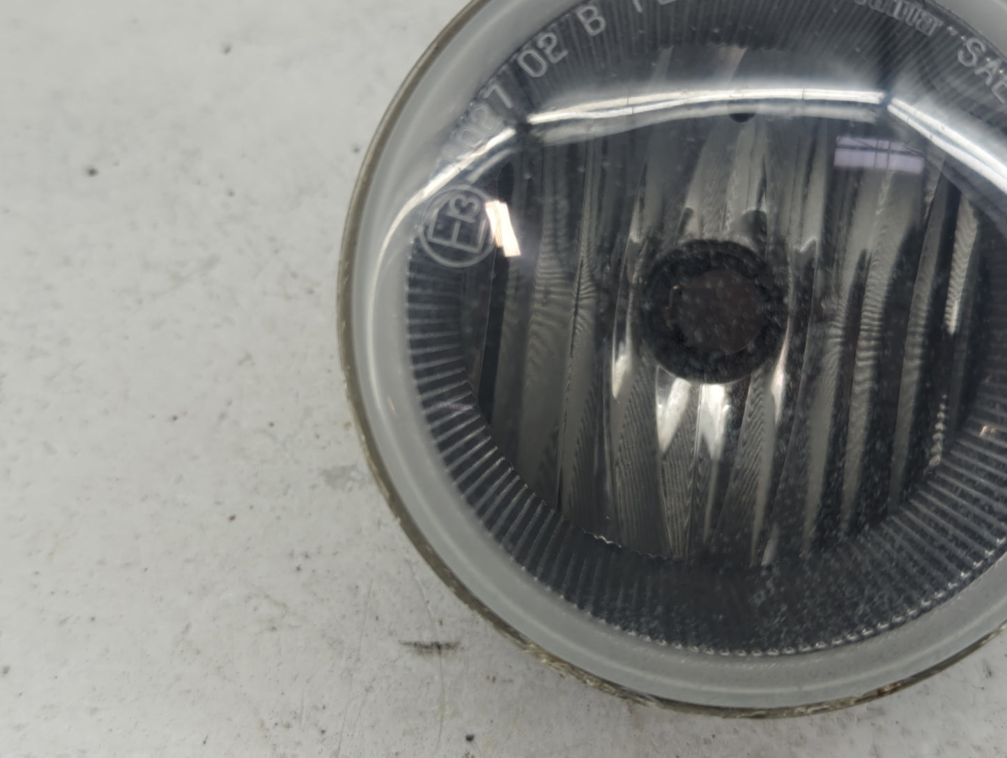 2005-2008 Chrysler Pacifica Passenger Right Oem Fog Light Lamp - Oemusedautoparts1.com