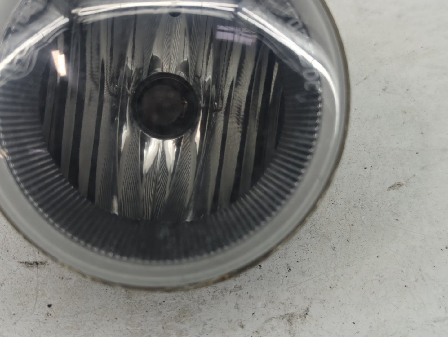 2005-2008 Chrysler Pacifica Passenger Right Oem Fog Light Lamp - Oemusedautoparts1.com