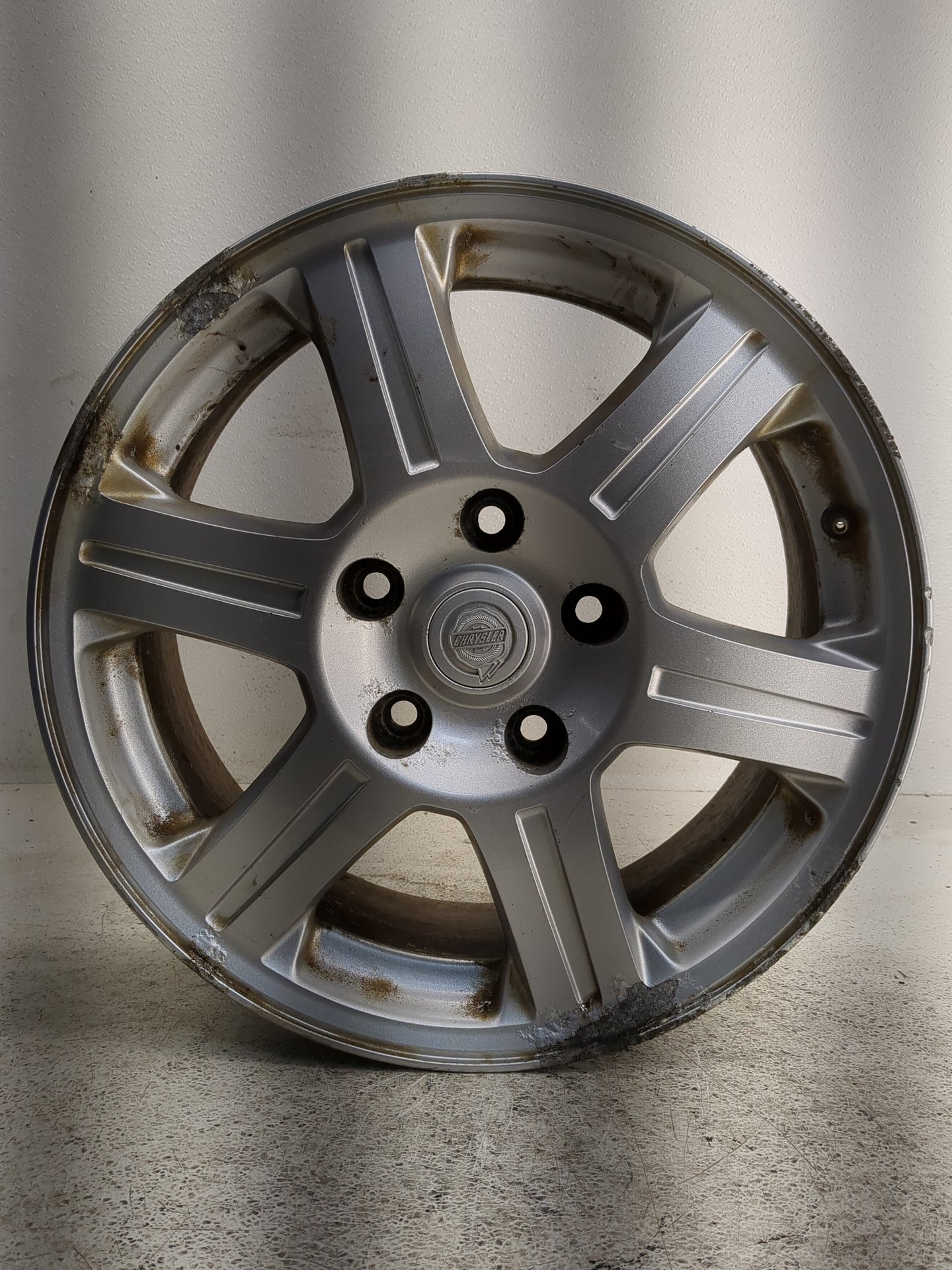 2004-2008 Chrysler Pacifica Oem Wheel Rim - Oemusedautoparts1.com