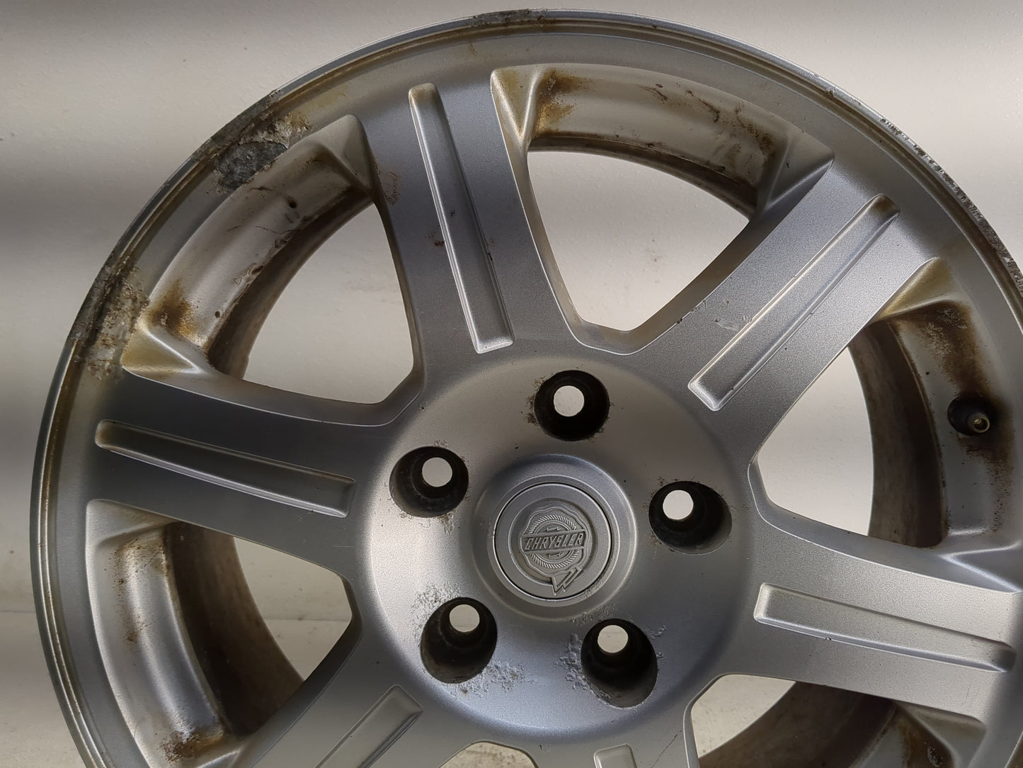 2004-2008 Chrysler Pacifica Oem Wheel Rim - Oemusedautoparts1.com