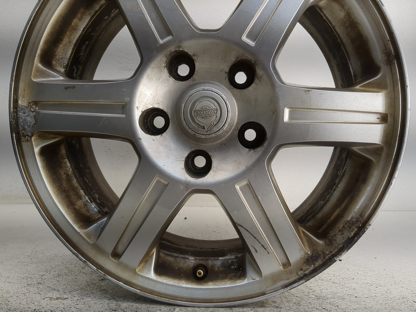 2004-2008 Chrysler Pacifica Oem Wheel Rim 1303294 - Oemusedautoparts1.com