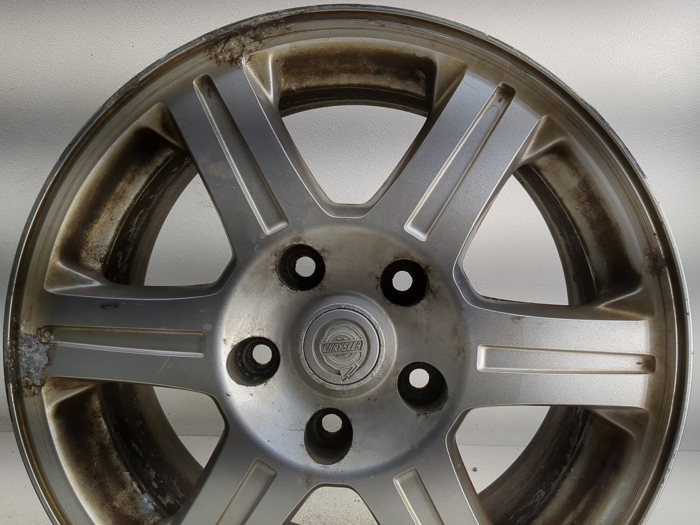 2004-2008 Chrysler Pacifica Oem Wheel Rim 1303294 - Oemusedautoparts1.com