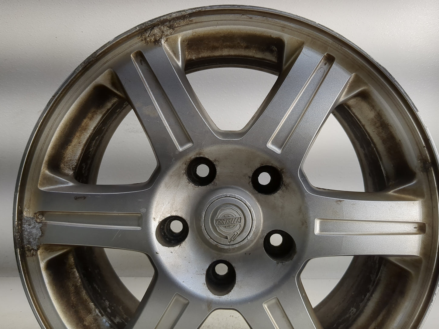 2004-2008 Chrysler Pacifica Oem Wheel Rim 1303294 - Oemusedautoparts1.com