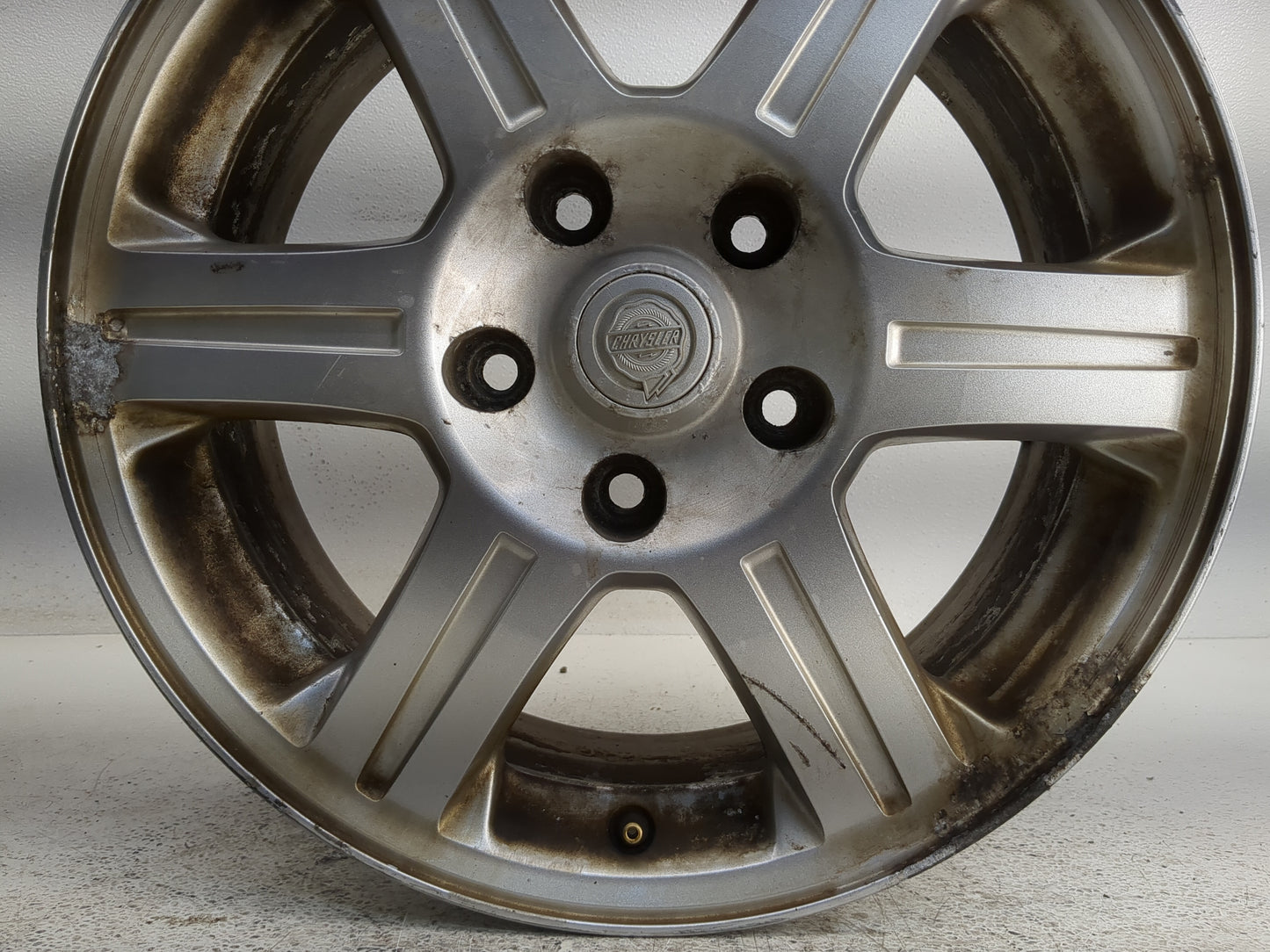 2004-2008 Chrysler Pacifica Oem Wheel Rim 1303294 - Oemusedautoparts1.com