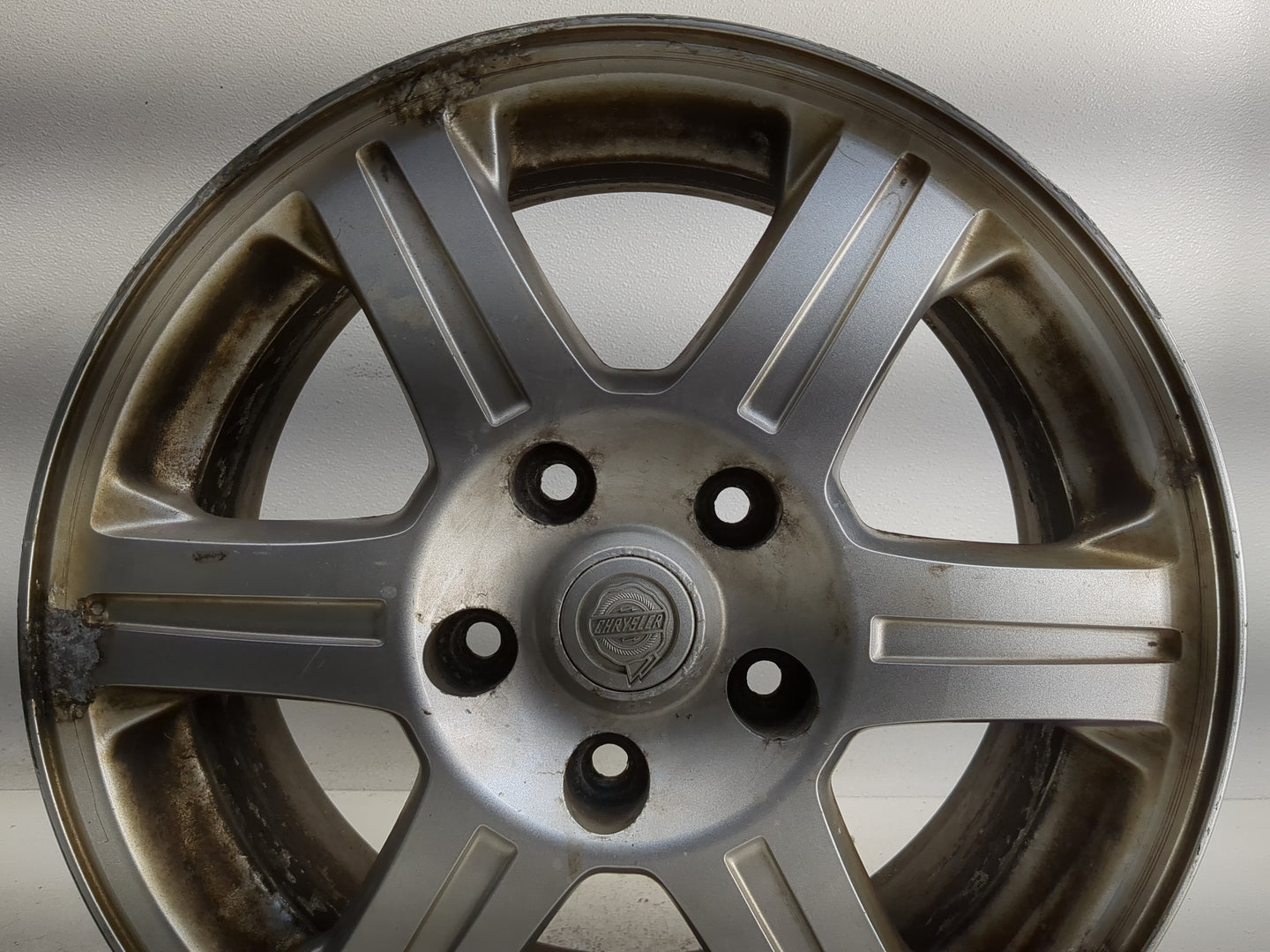 2004-2008 Chrysler Pacifica Oem Wheel Rim 1303294 - Oemusedautoparts1.com